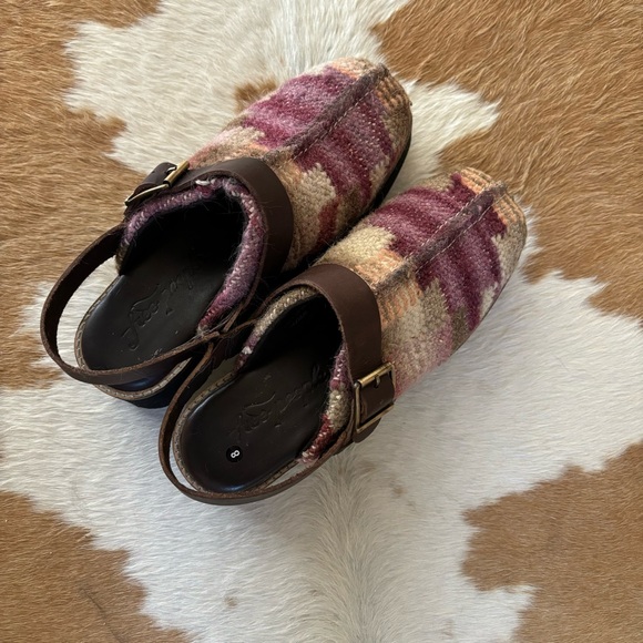 Free People Multicolor Platform Sandals - Picture 9 of 9